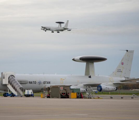 Самолёты НАТО – возле Крыма, Рютте объявил о “войне с Россией”