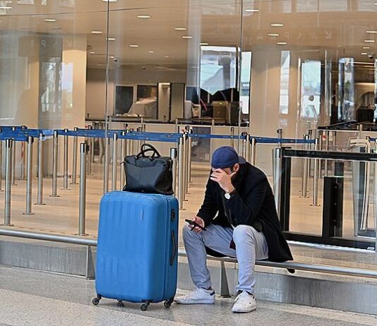 Более ста рейсов из РФ на Ближний Восток отменены к вечеру воскресенья